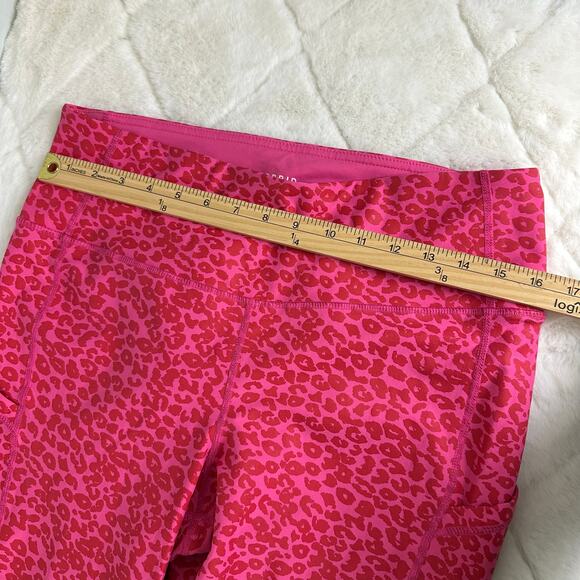 Torrid Pink Leopard Mid-Rise Crop Leggings Sz 1 XL Pockets Thick Barbie Core - Picture 6 of 10